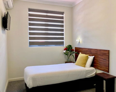 Gallery Hotel - Kingaroy Accommodation 4