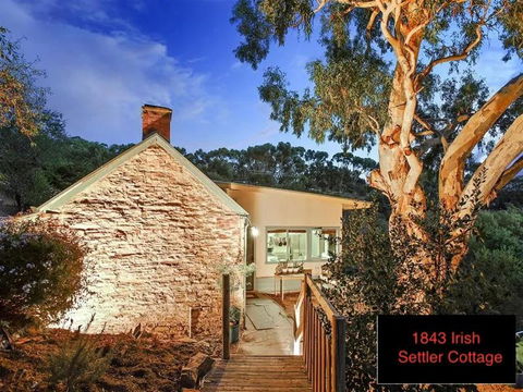 Galway Cottage - Kingaroy Accommodation 0