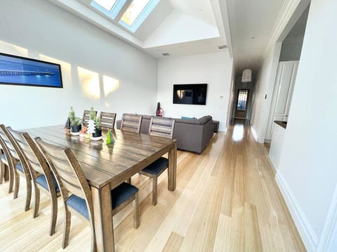 Garden Cottage - Kingaroy Accommodation 0