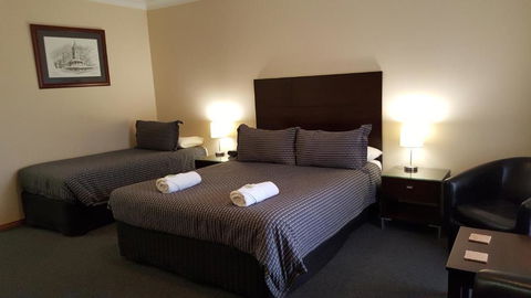 Gateway Motor Inn - Self Check-In - Kingaroy Accommodation 3