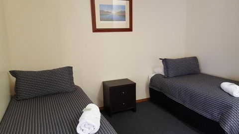 Gateway Motor Inn - Self Check-In - Kingaroy Accommodation 2
