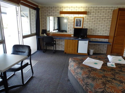 Gayndah A Motel - Kingaroy Accommodation 2
