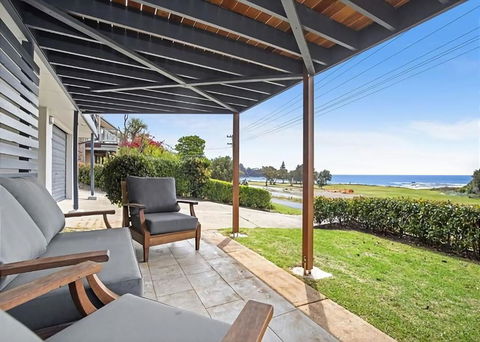 George Bass Drive 569 On The Beach Living - Kingaroy Accommodation 3