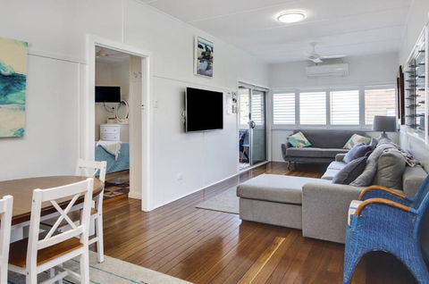 Gillies Getaway - 5 Bayview St South West Rocks - No Sheets Or Towels Provided - Kingaroy Accommodation 4