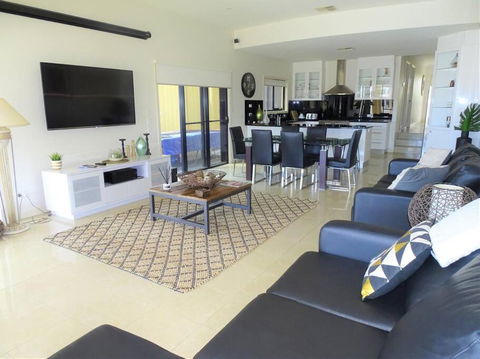 Gilmore Getaway - Kingaroy Accommodation 2