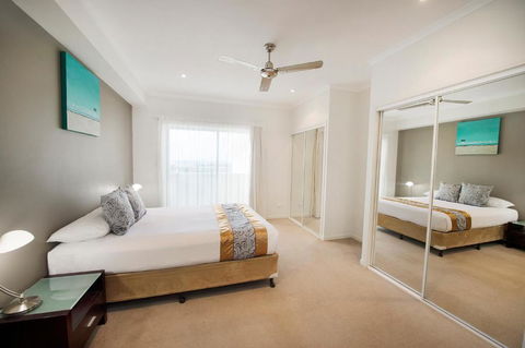 Gladstone City Central Apartment Hotel Official - Kingaroy Accommodation 2
