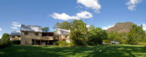 Glass House Mountains Ecolodge - Kingaroy Accommodation 1