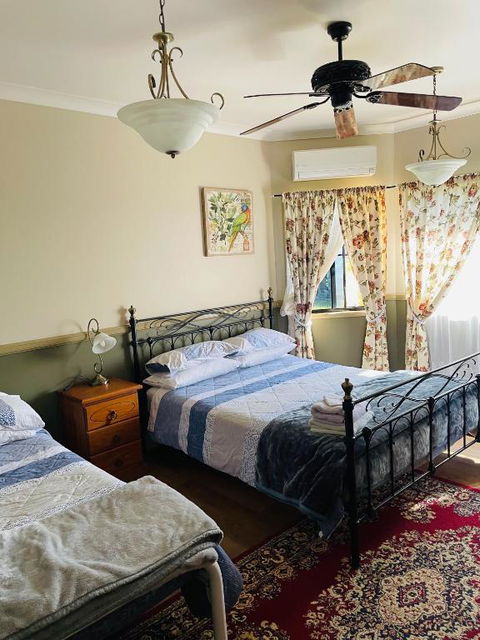 GOLDEN LACE B&B - Kingaroy Accommodation 2