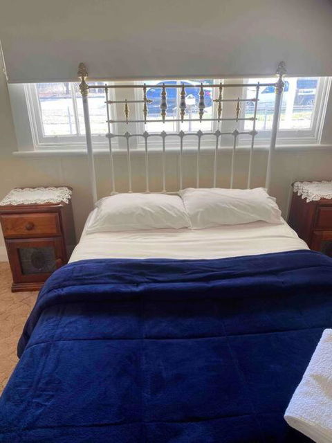 Golden Street Cottage - Kingaroy Accommodation 1
