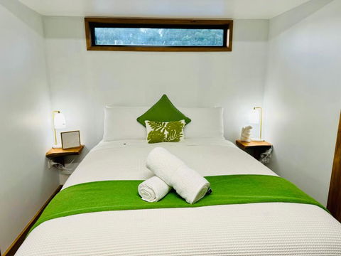 GORGE Chocolates Tiny House - Kingaroy Accommodation 4