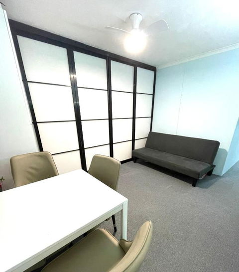 Gadigal Apt - Kingaroy Accommodation 0