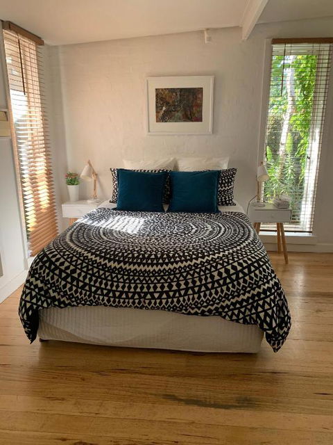Garden Cottage St Kilda - Kingaroy Accommodation 2
