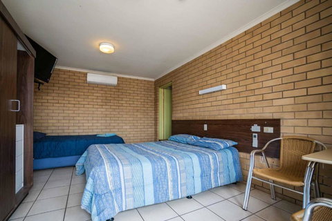Grand Hotel Motel - Kingaroy Accommodation 2