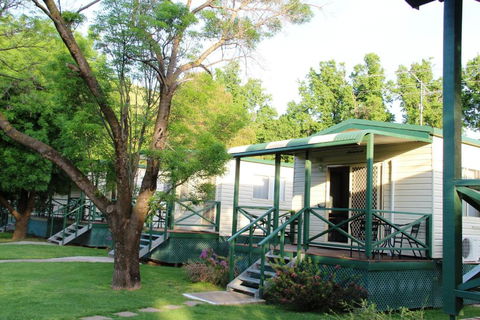 Gundagai Cabins & Tourist Park - Kingaroy Accommodation 0