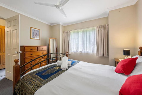 Happy Paws Bright Hideaway - Kingaroy Accommodation 3
