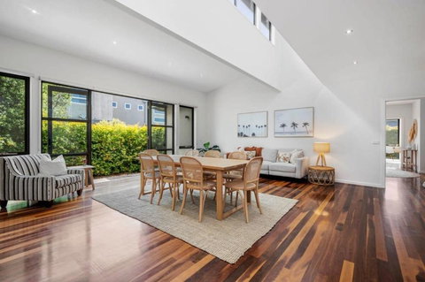 Haven Beach House - Kingaroy Accommodation 3