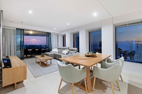 GUARANTEED OCEAN VIEW - Level 16 And Up - Soul Surfers Paradise - Self Contained &Privately Managed - Kingaroy Accommodation 4