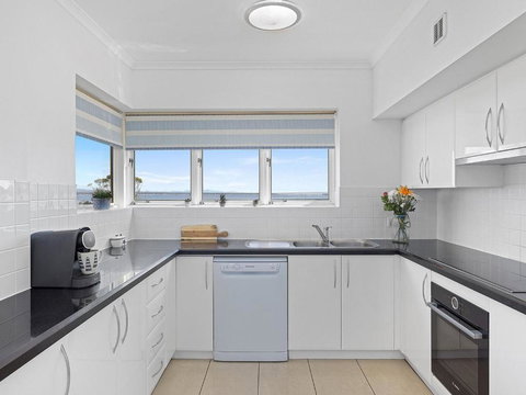 Heart And Shoal - Kingaroy Accommodation 3