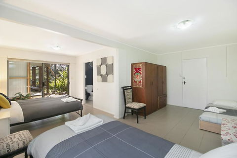 HideAway - Tweed Coast Holidays - Kingaroy Accommodation 3