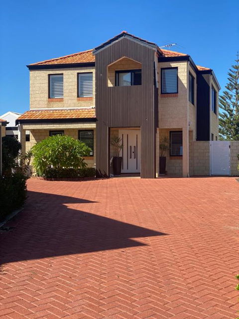 Hillarys Sea-View Panoramic Living - Kingaroy Accommodation 0