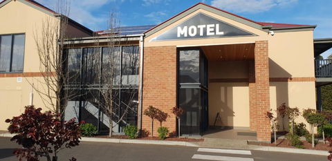 Hogans Motel - Kingaroy Accommodation 0