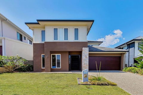 Home Away From Home Grand Family Mansion - Kingaroy Accommodation 0