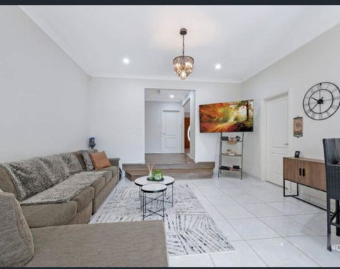 Home Is Where The Heart Is. Spacious 5 Bedroom 2 Storey Home. - Kingaroy Accommodation 0