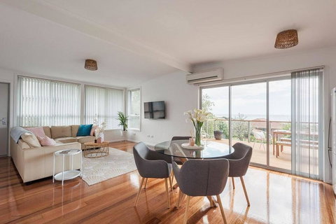 House On Hampson - Kingaroy Accommodation 0