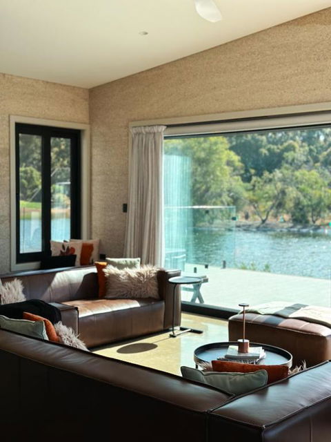 INDICA HEMP HOUSE - Multi Award Winning-Luxury-Eco Designed House-lake Views-hot Tub-Cinema - Kingaroy Accommodation 2