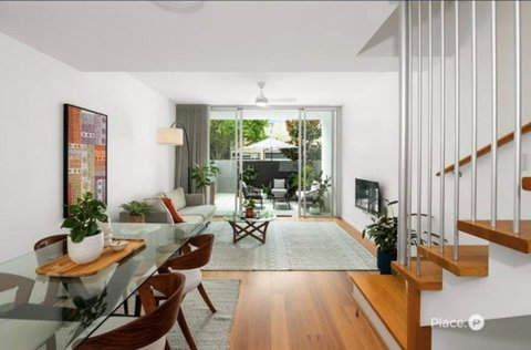 Indigo On Oxford Street - Riverside Two Bedroom Apartment - Kingaroy Accommodation 2