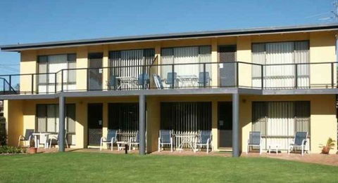 Admirals Lodge Merimbula - Kingaroy Accommodation 0