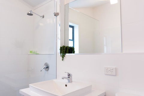 Agnes Cottage Bed & Breakfast - Kingaroy Accommodation 2