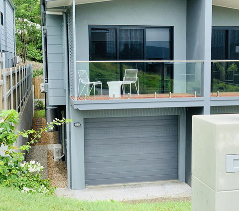 AIRLIE BEACH Delight. Hop, Skip Jump To Everything - Kingaroy Accommodation 1