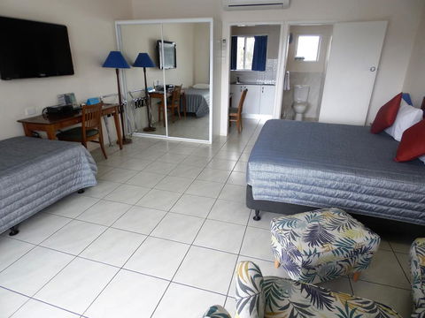 Airlie Court Units - Kingaroy Accommodation 1