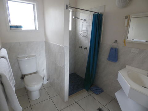Airlie Court Units - Kingaroy Accommodation 2
