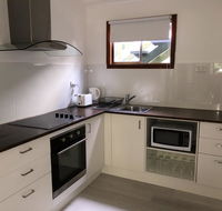 Airlie Getaway Unit 3 - Kingaroy Accommodation