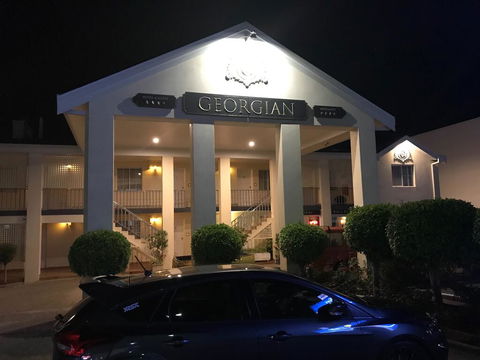 Albury Georgian Motel & Suites - Kingaroy Accommodation 1