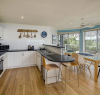Alchemy on Island Beach - Kingaroy Accommodation
