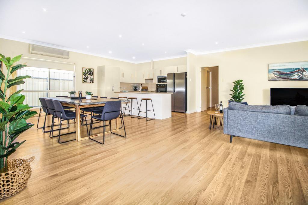 Aldinga SA Kingaroy Accommodation