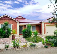 All Seasons Port Elliot Holiday House - Kingaroy Accommodation