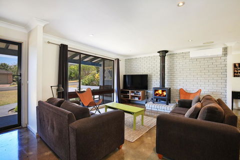 Aloha - Pet & Family Friendly - 10 Min Walk To Beach - Kingaroy Accommodation 2