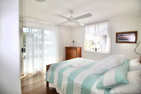 Aloha Alex Beach House Pet-friendly- 450m To The Beach - Kingaroy Accommodation 0