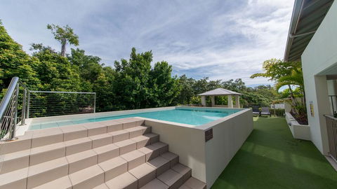 Alpha 8 On Waterson - Airlie Beach - Kingaroy Accommodation 2