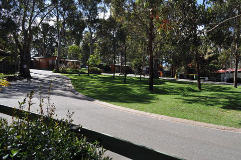 Amaze N Things Holiday Park & Motel - Kingaroy Accommodation 3