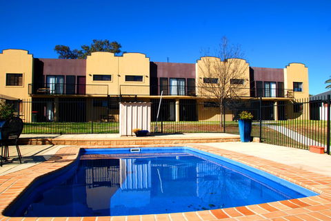 Amberoo Apartments - Kingaroy Accommodation 0