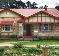 Amongst the Vines Deluxe Retreat - Kingaroy Accommodation