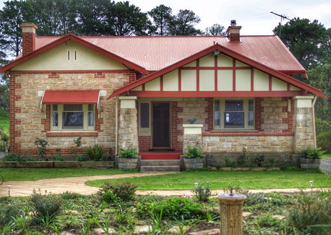 Amongst The Vines Deluxe Retreat - Kingaroy Accommodation 0