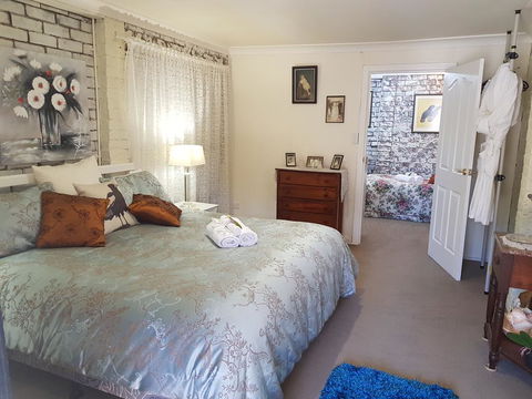 Amore Casa Tenterfield - Kingaroy Accommodation 0