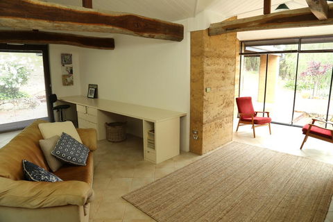 Anagama House & Studio - Kingaroy Accommodation 1