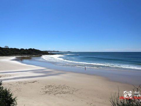 Angourie Blue 1 - Great Ocean Views - Surfing Beaches - Kingaroy Accommodation 3